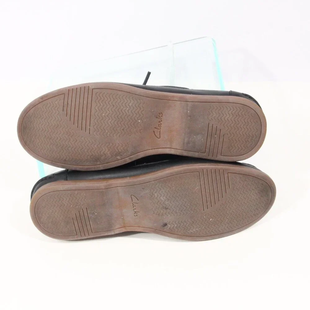 Clarks Leather Boat Shoes sz 9 Men Casual Moccasin Blue